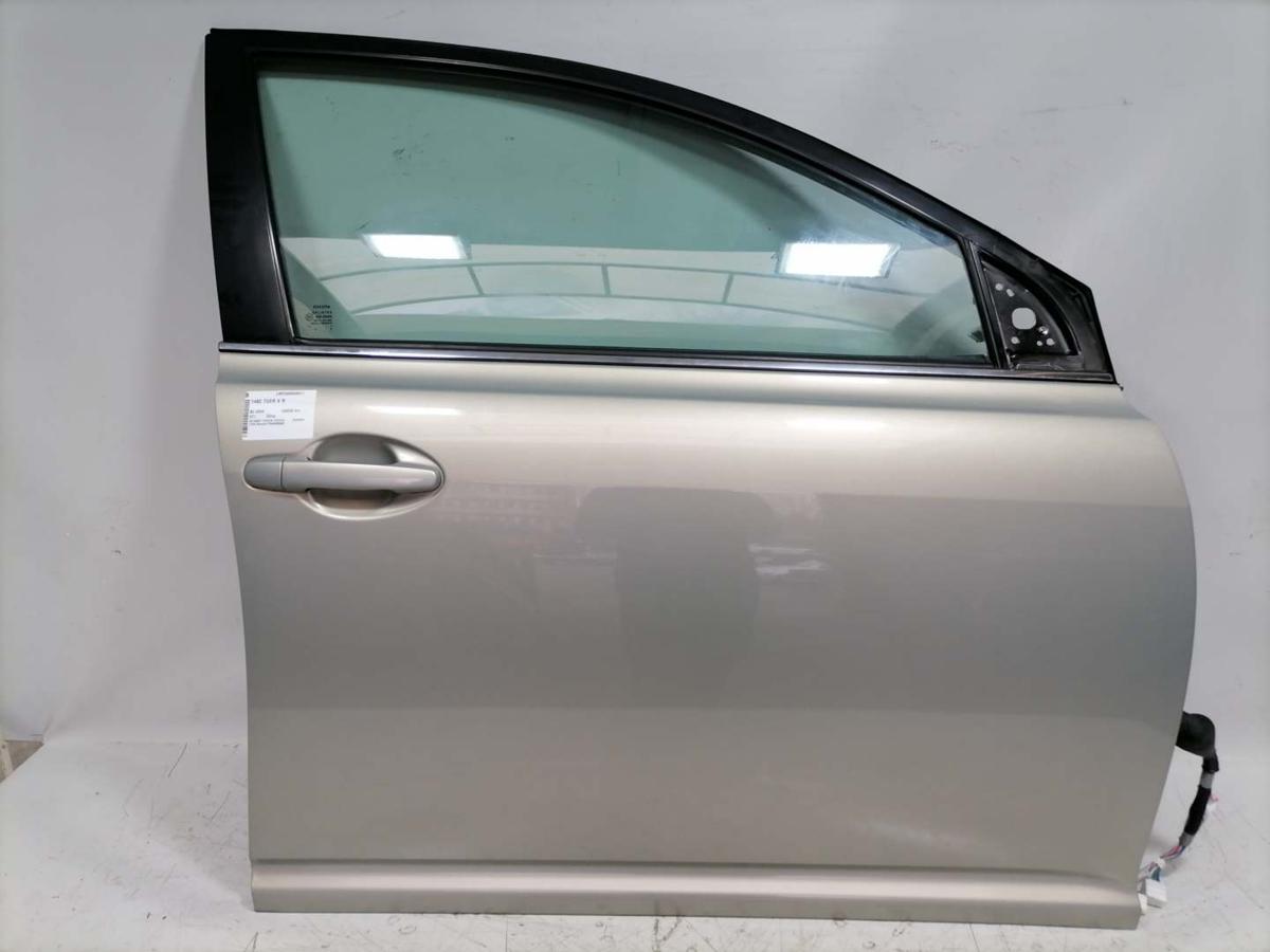 Toyota Avensis T25 original Tür vorn rechts 6T1 Olive Bj.2004